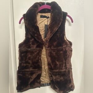 Zara Brown Faux Fur Vest Women’s Size M NWT